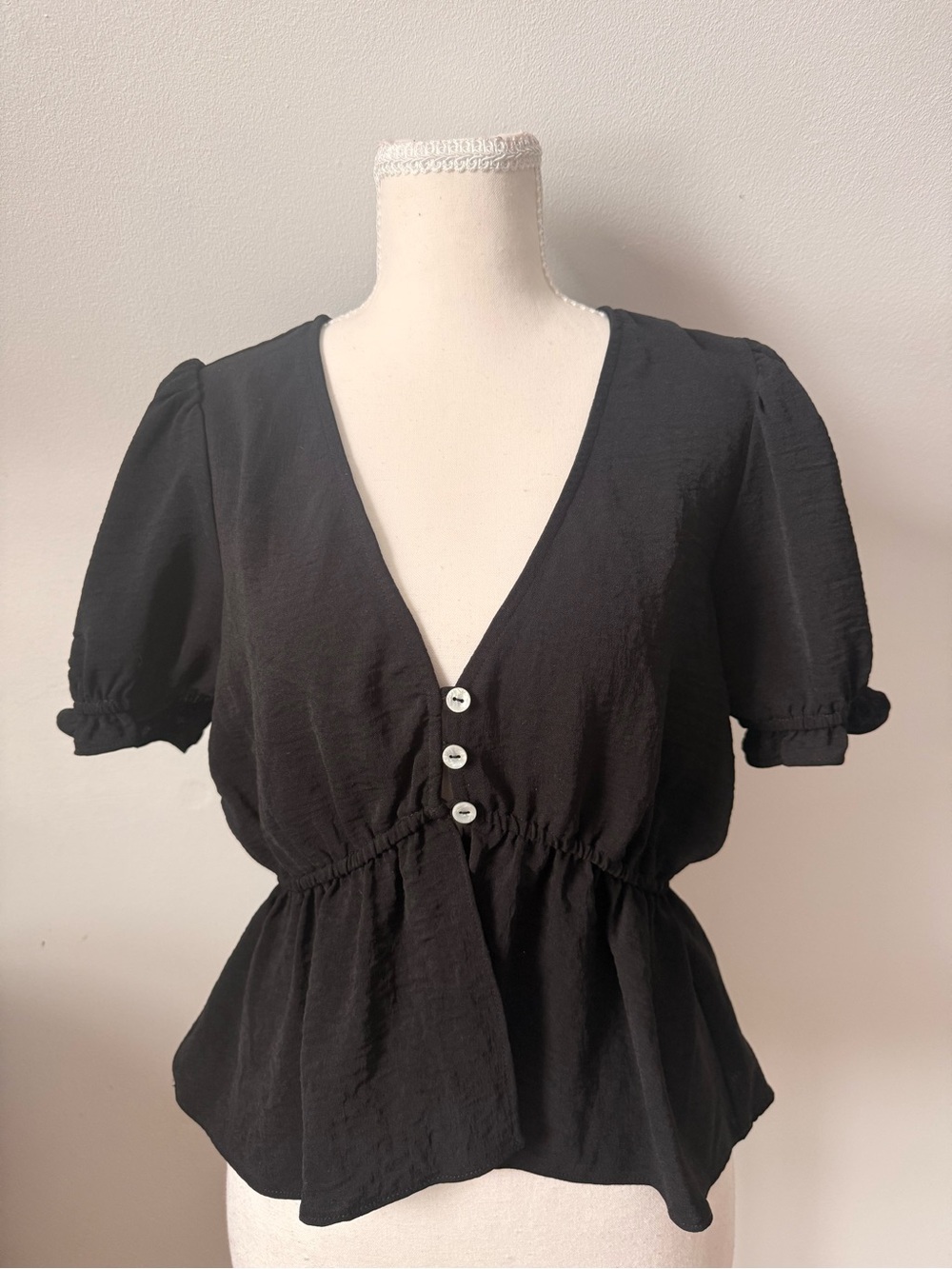 Melrose and Market Black V-Neck Peplum Button-Front Top